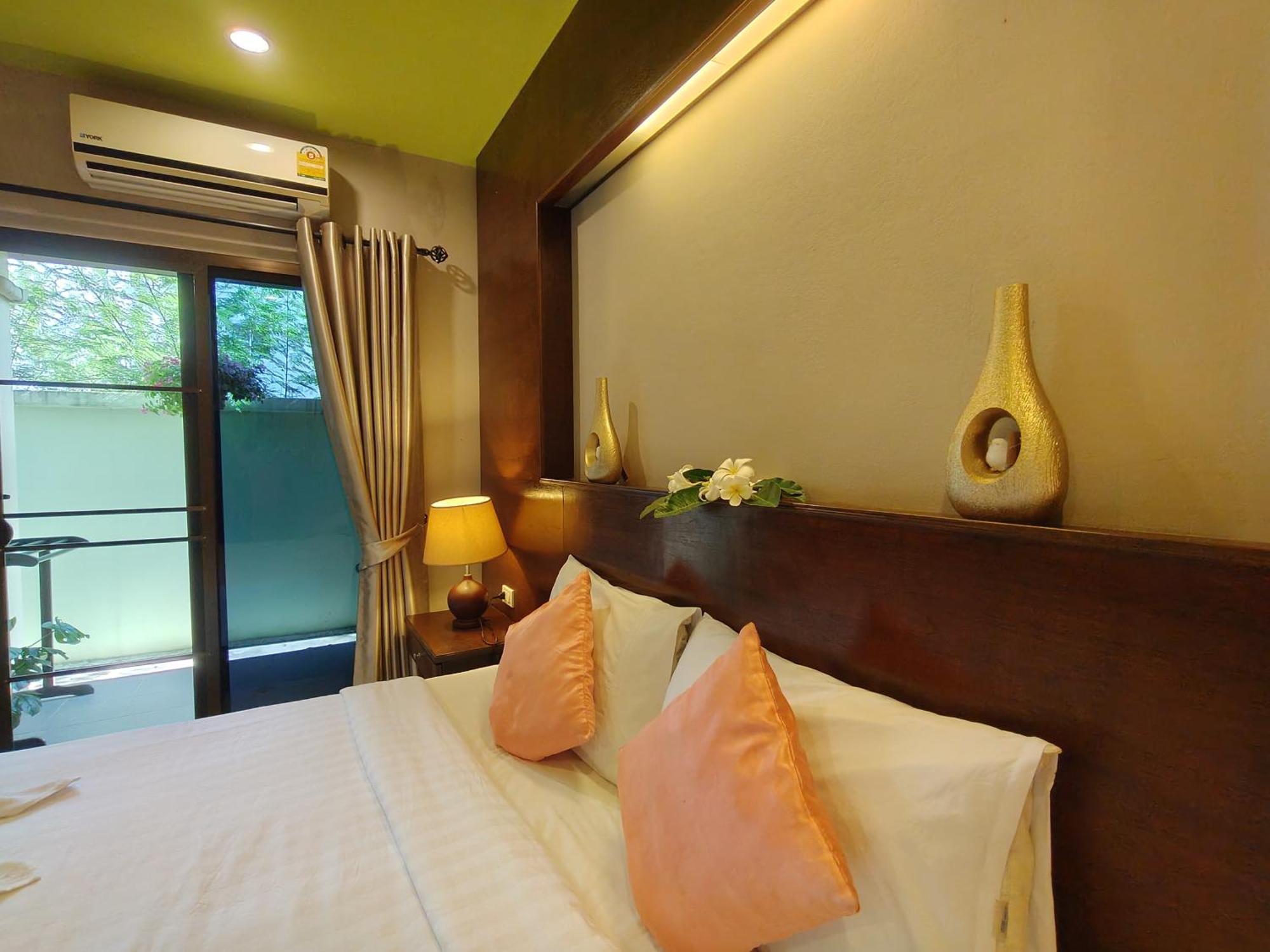 Purimas Resortel Rawai エクステリア 写真
