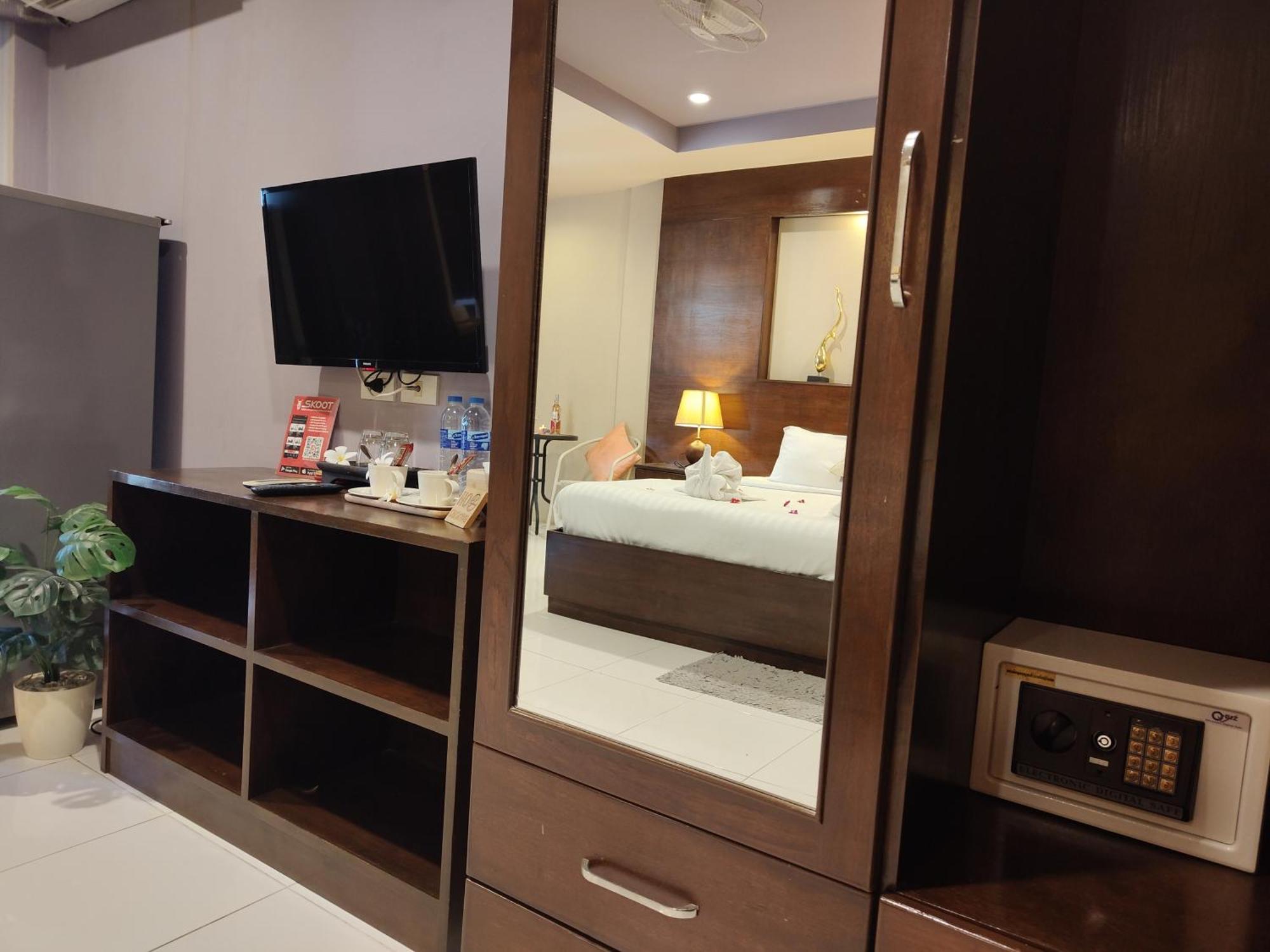 Purimas Resortel Rawai エクステリア 写真